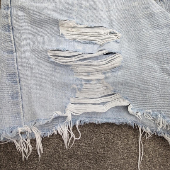 Tommy Hilfiger vintage distressed jean denim shorts for men 34 x 30 - Picture 2 of 11